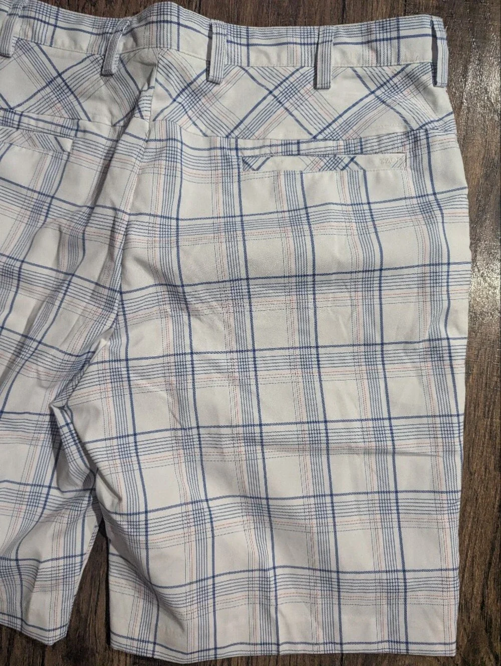 Men's IZOD Perform X Golf Blue & Red Striped Shorts Sz 40 ~ 6 Pockets 100% Poly